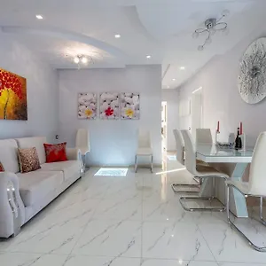  Appartamento In Albania