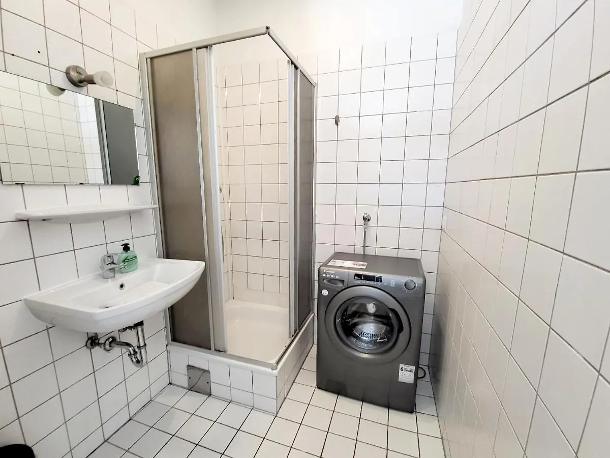 Vienna City Home Apartment - Near Metro Station
